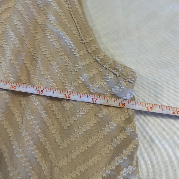 M Maurices Tan Khaki Tank Top Short Nlouse Chiffon Summer Spring Medium Womens - Picture 3 of 9